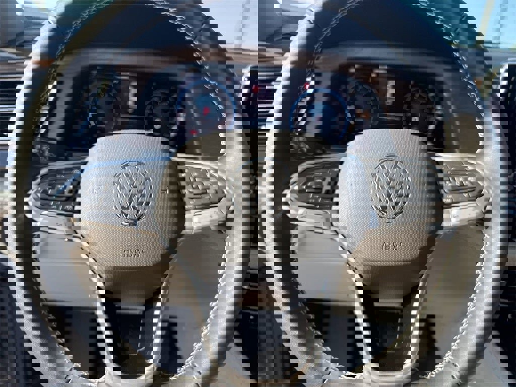 New 2026 Volkswagen Atlas SE image 16