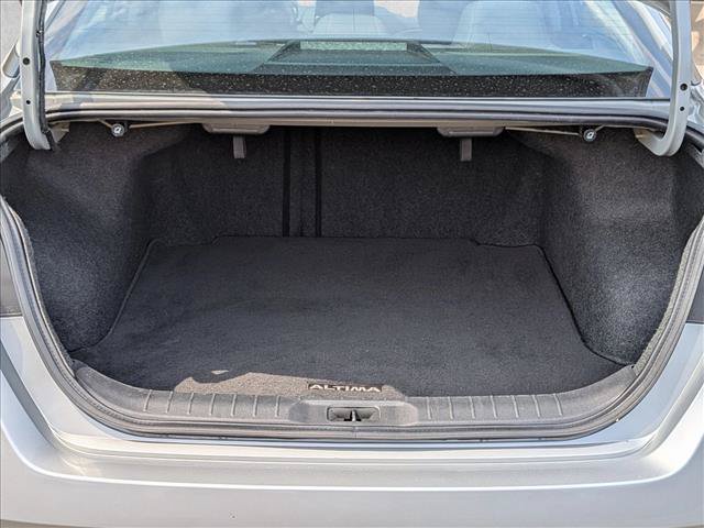 Used 2022 Nissan Altima 2.5 SV FWD image 6