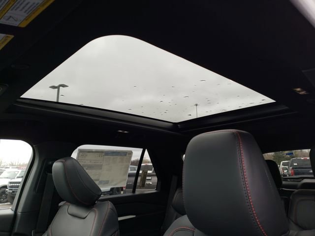 New 2026 Ford Explorer ST-Line w/ ST-Line Street Pack image 27