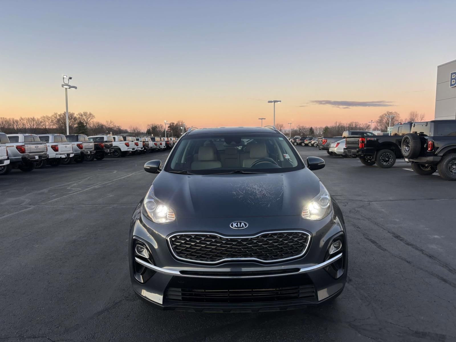 Used 2021 Kia Sportage EX image 2