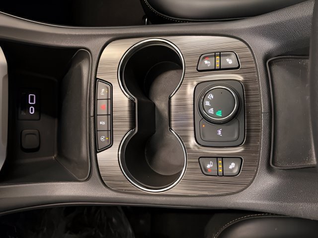 Used 2023 GMC Acadia SLT AWD/4WD image 33