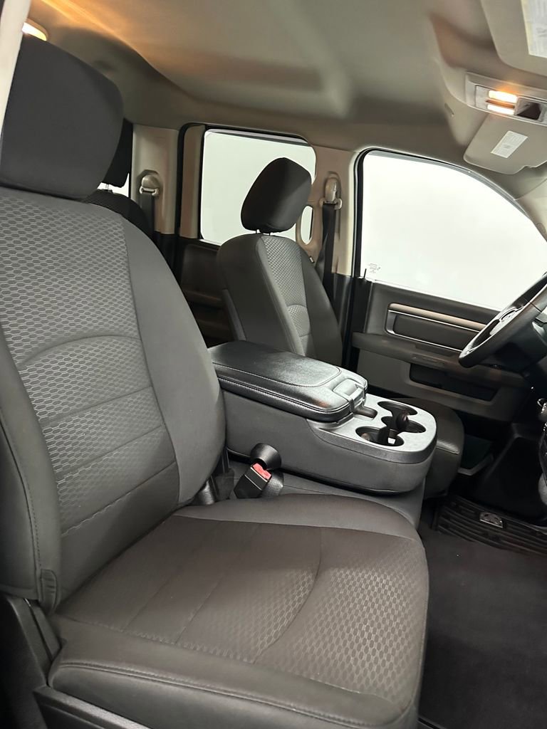 Used 2019 RAM 1500 Classic Warlock w/ Electronics Group image 34