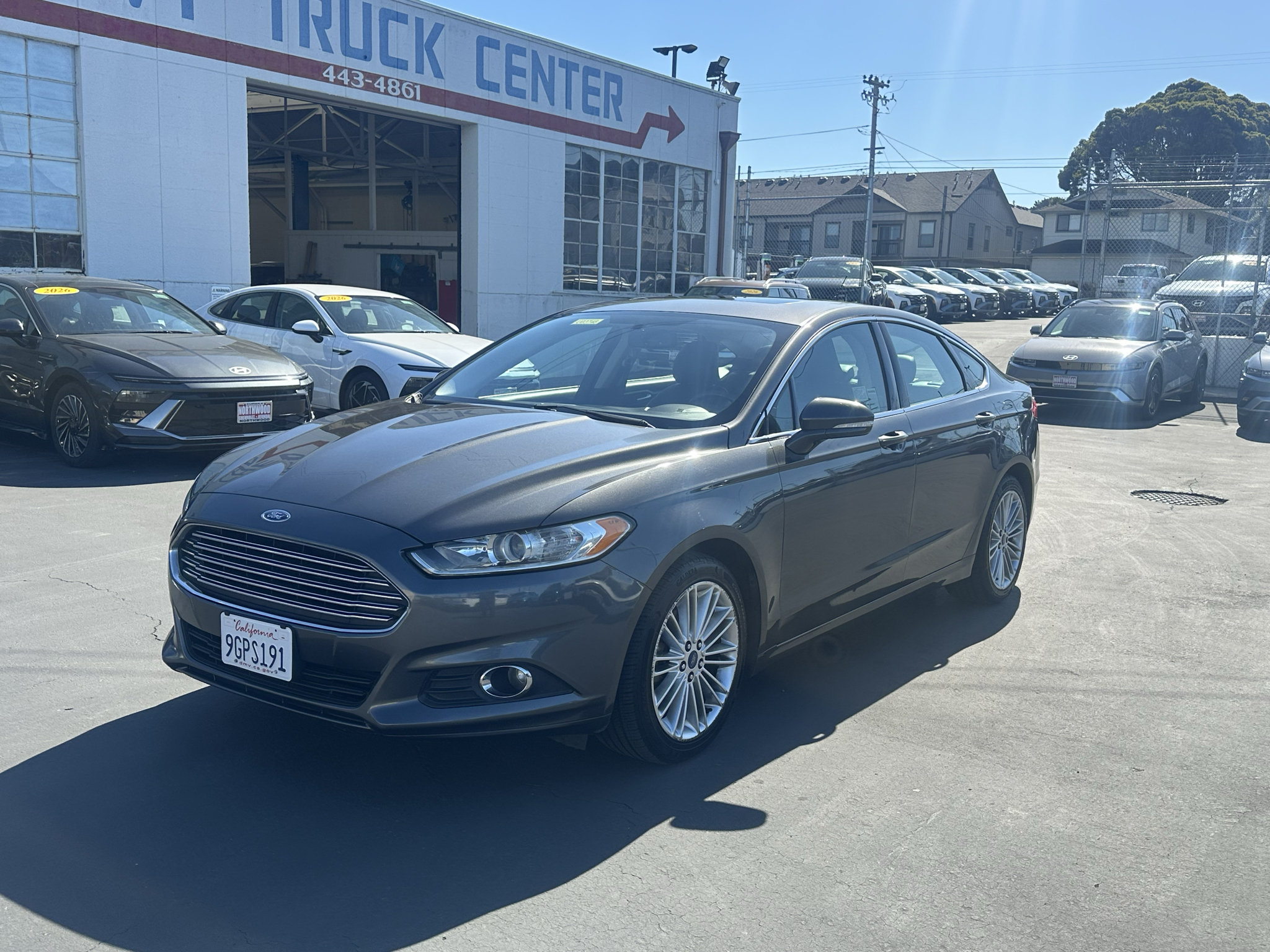 Used 2016 Ford Fusion SE w/ Equipment Group 202A