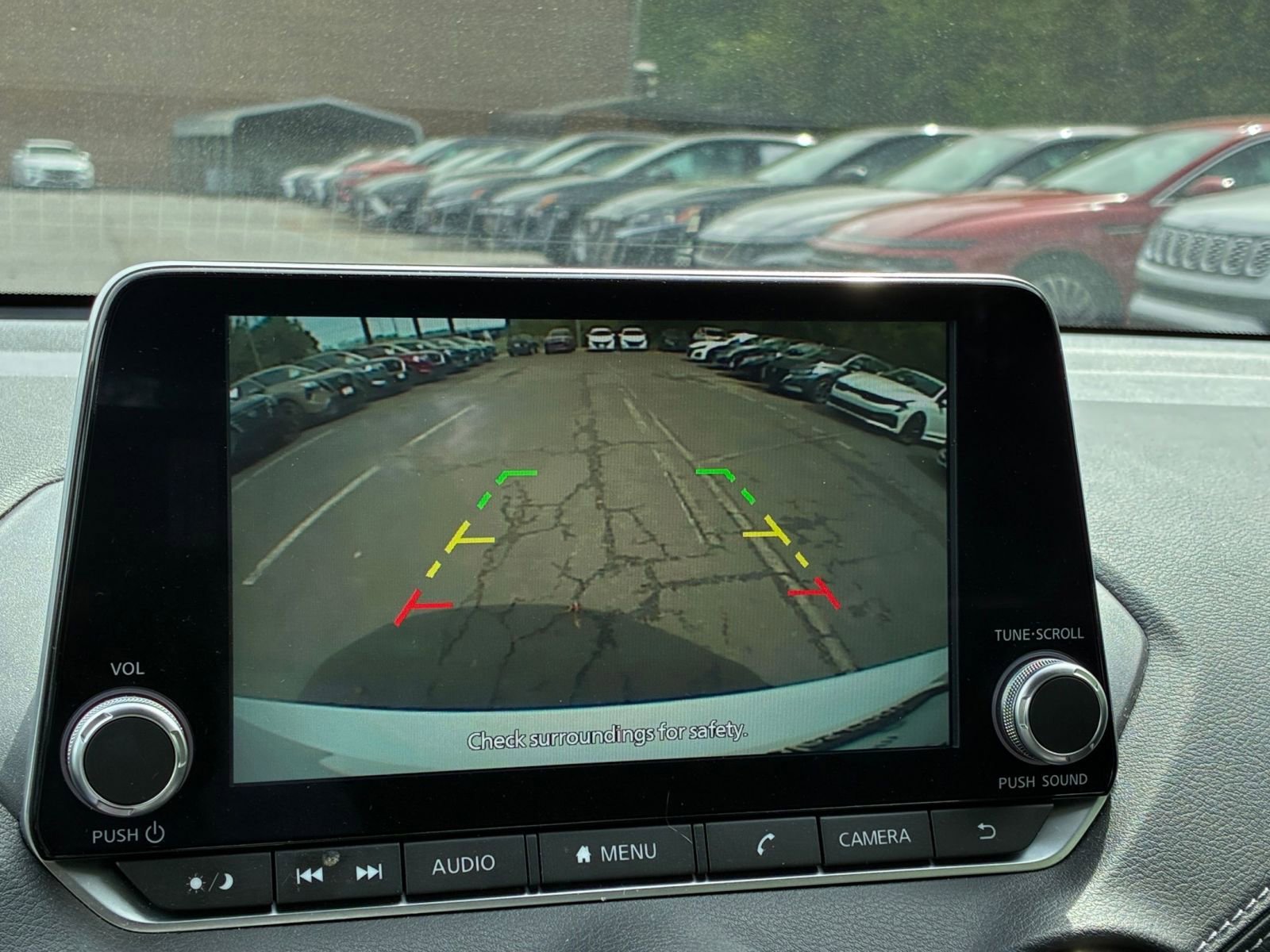 Used 2025 Nissan Sentra SV image 22