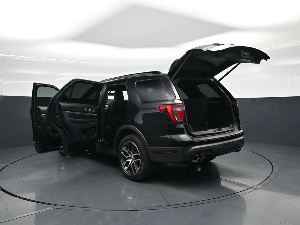 Used 2019 Ford Explorer Sport AWD/4WD image 36