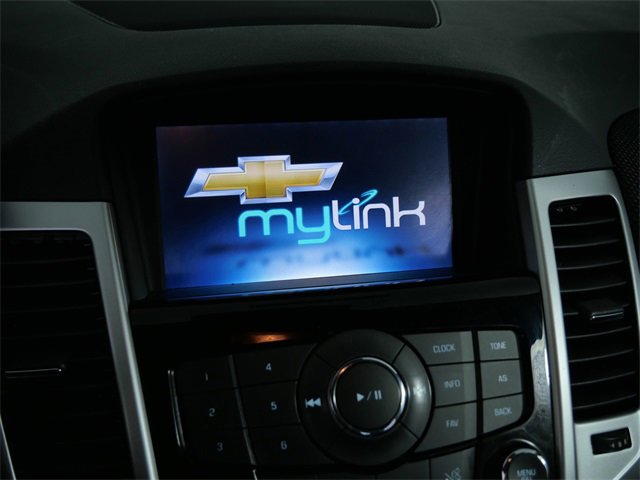 Used 2015 Chevrolet Cruze LT image 17