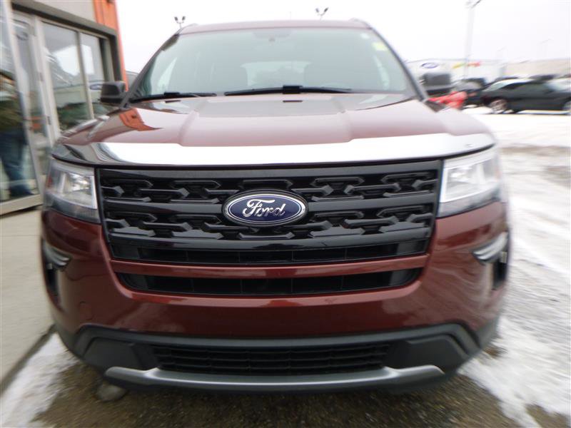 Used 2018 Ford Explorer XLT image 22