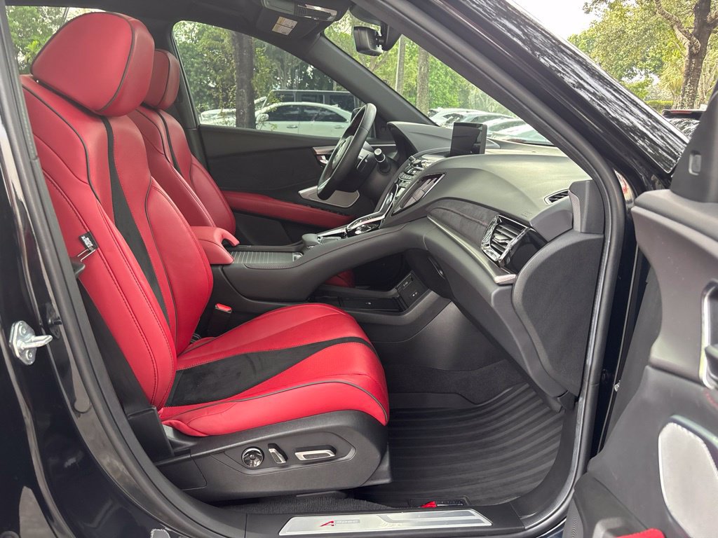 Used 2023 Acura RDX w/ Advance Package FWD image 12