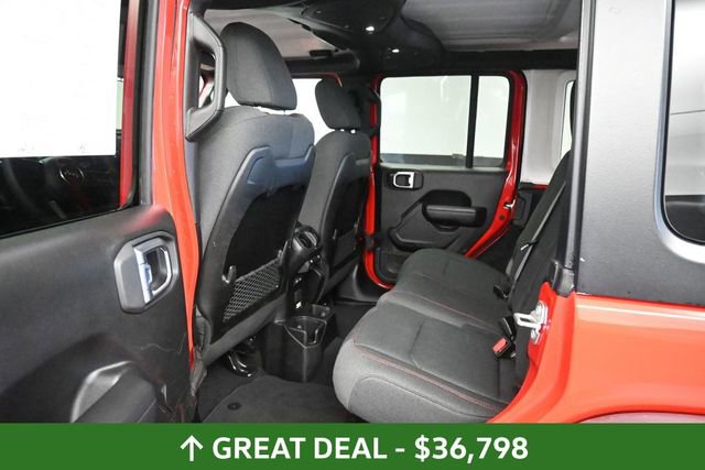 Used 2024 Jeep Wrangler Unlimited Rubicon AWD/4WD image 18