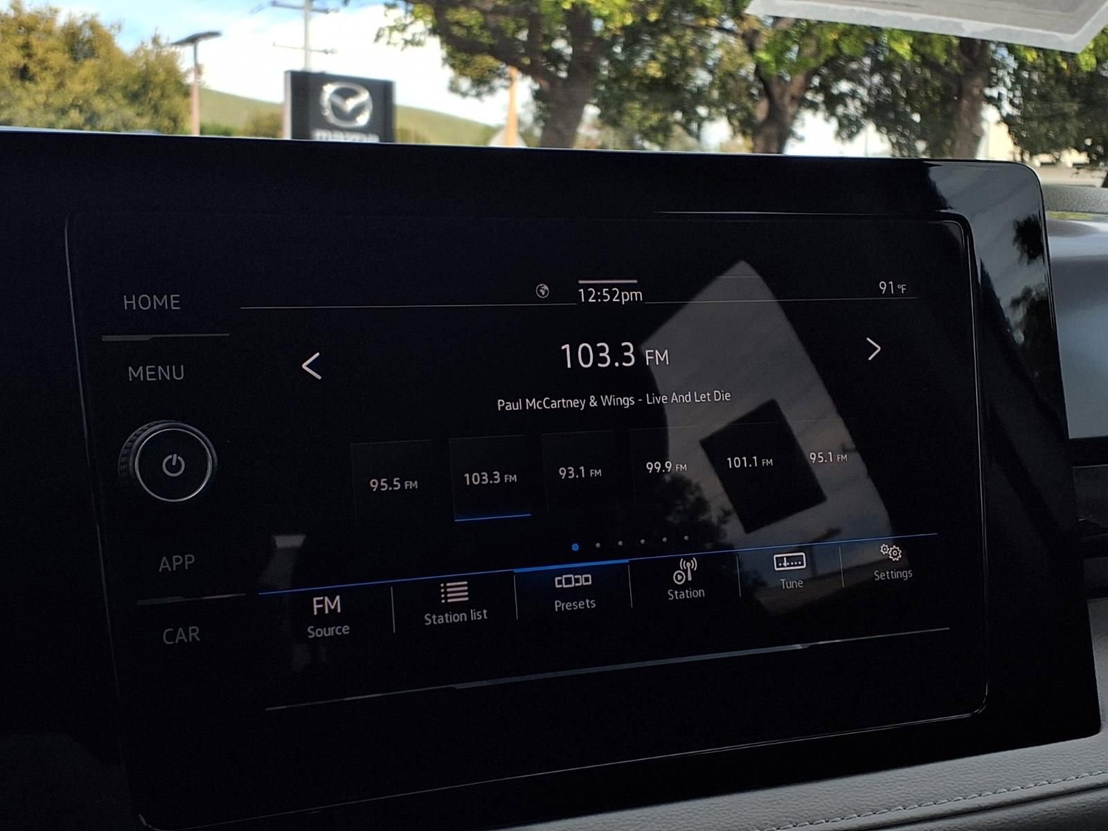 Certified 2025 Volkswagen Taos S FWD image 9