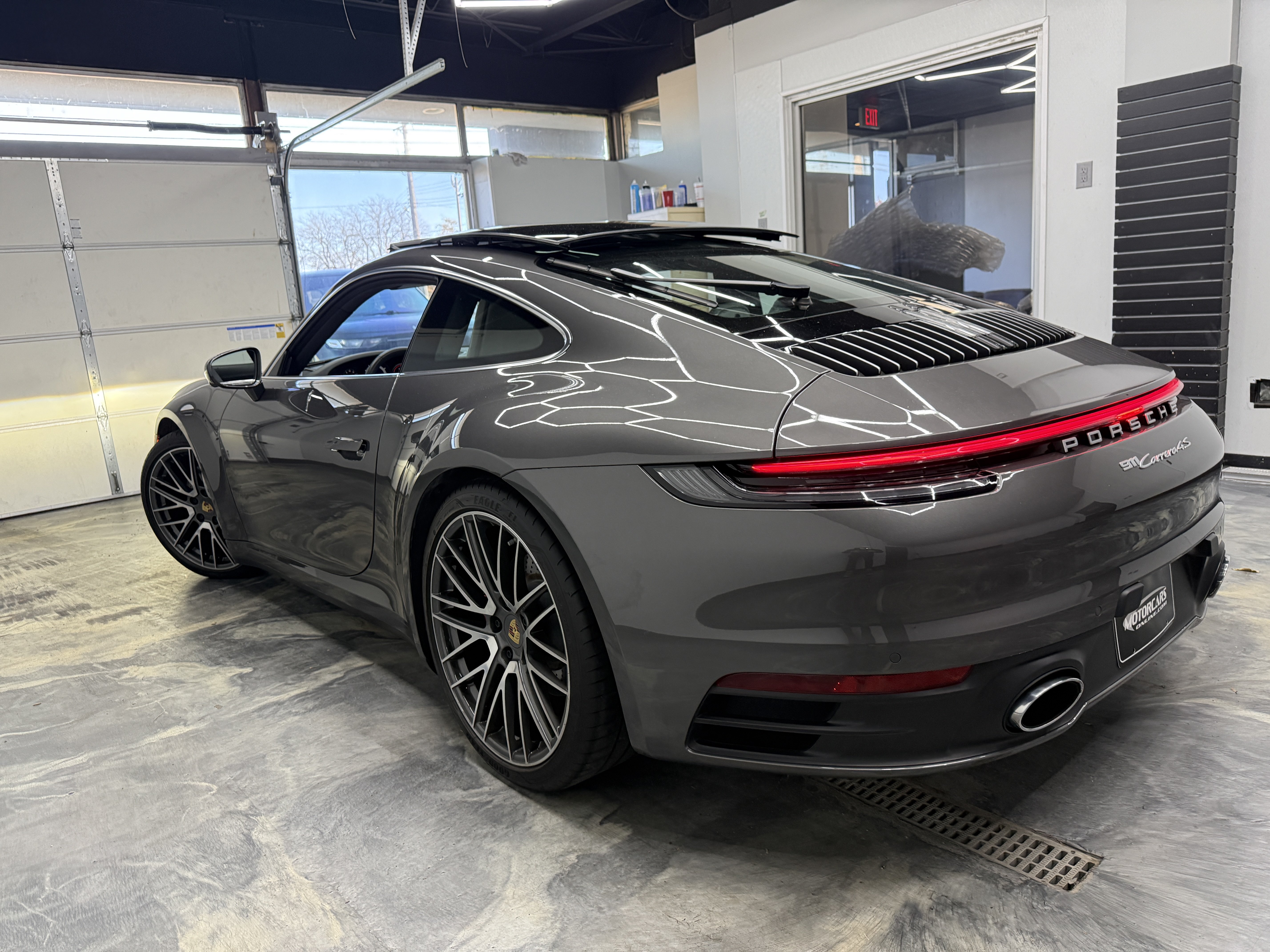 Used 2024 Porsche 911 Carrera 4S AWD/4WD image 3