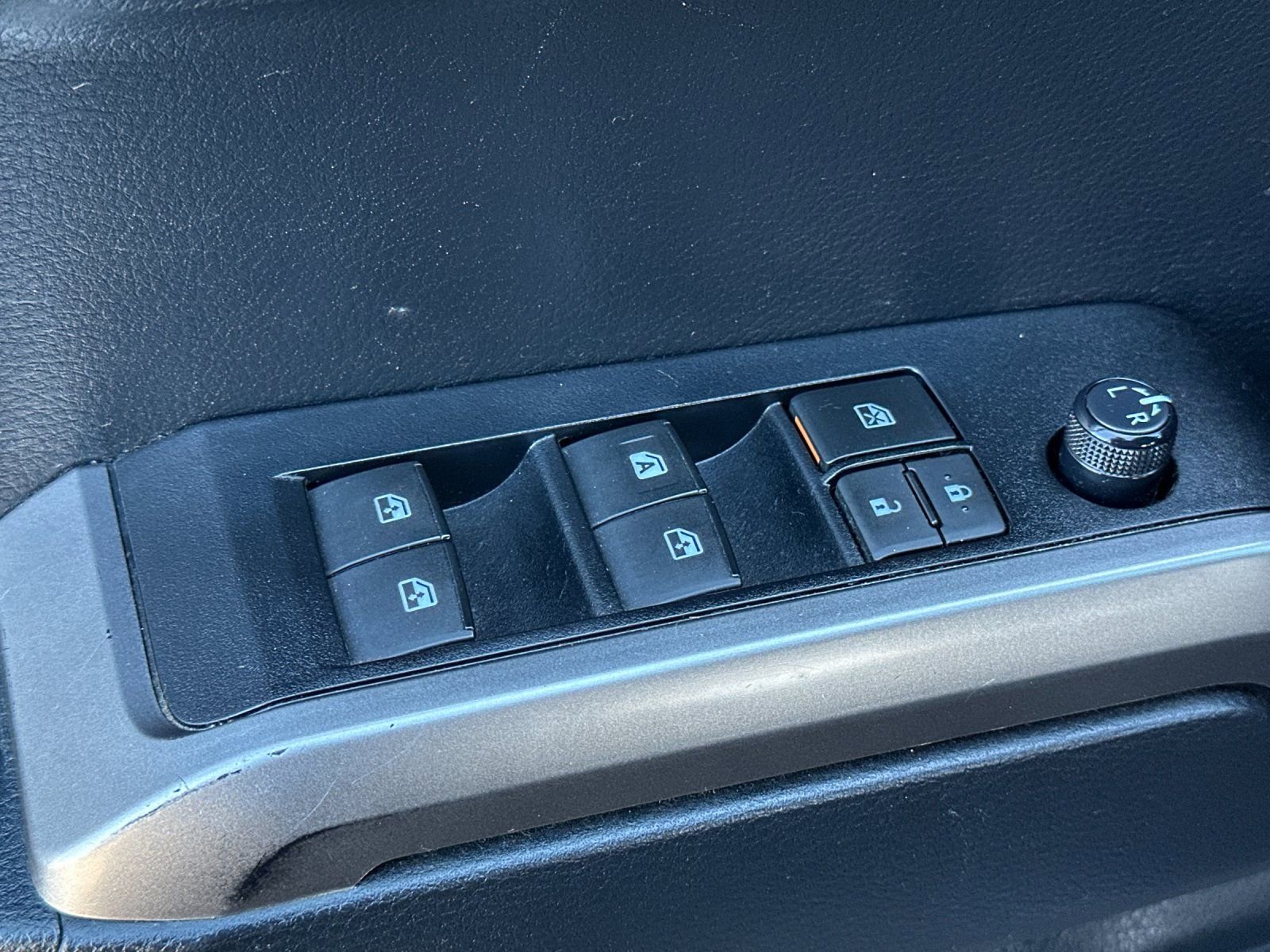 Used 2019 Toyota Tacoma SR5 image 12