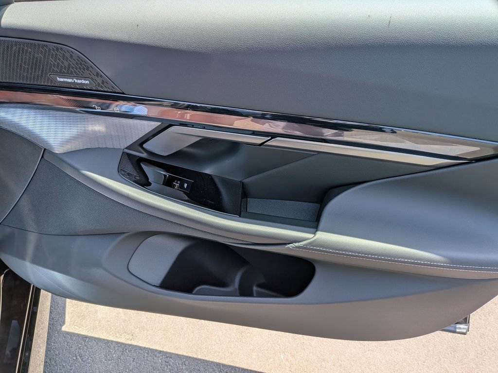 New 2027 BMW 530i w/ M Sport Package RWD image 33