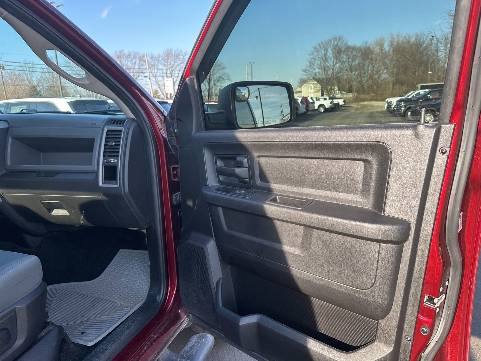 Used 2017 RAM 1500 Express image 26