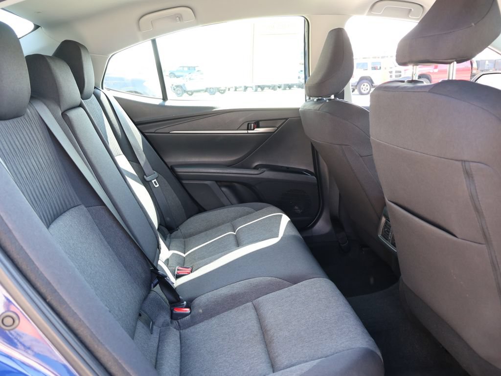 Used 2025 Toyota Camry LE FWD image 11