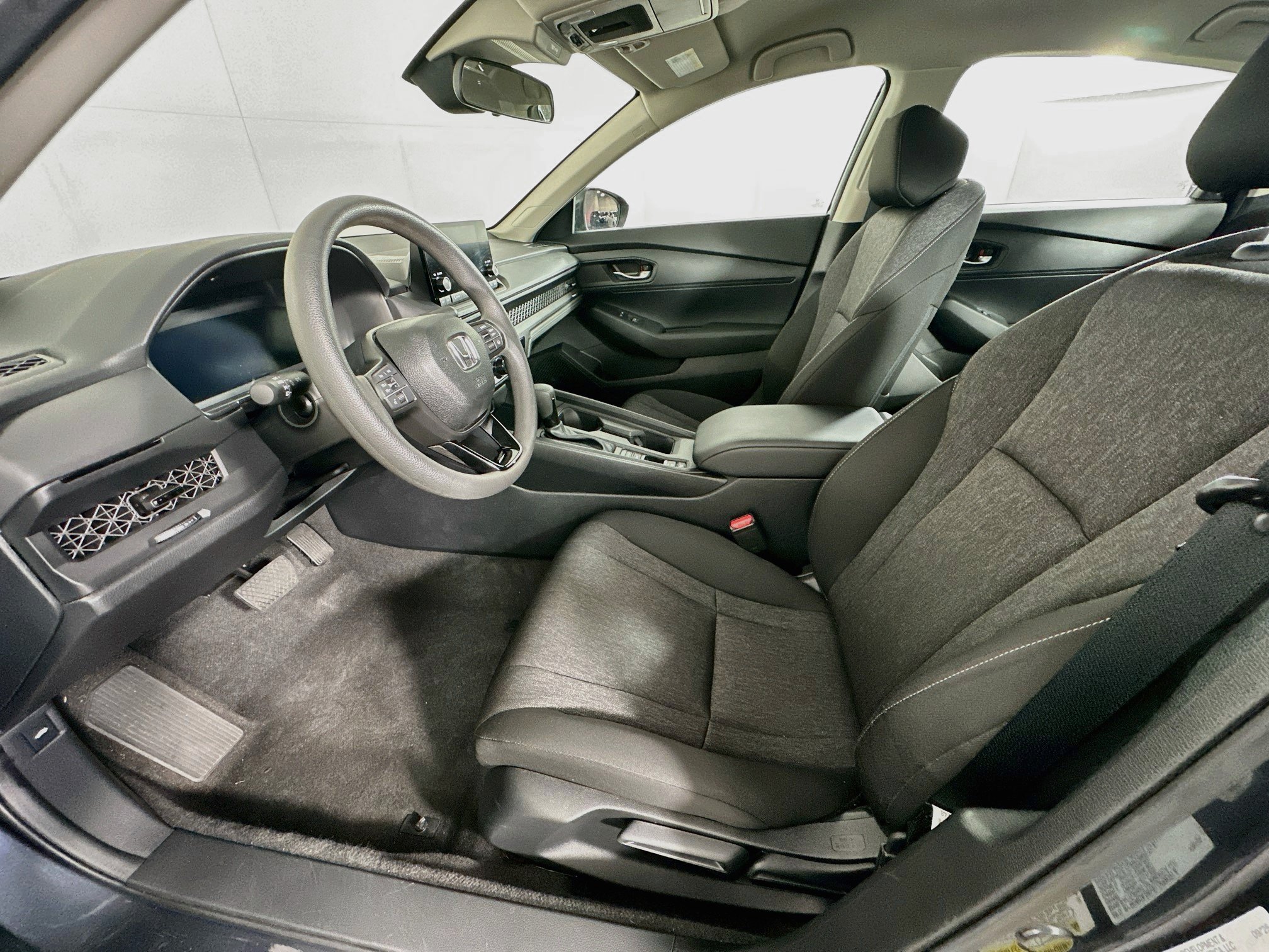 Used 2025 Honda Accord LX image 13