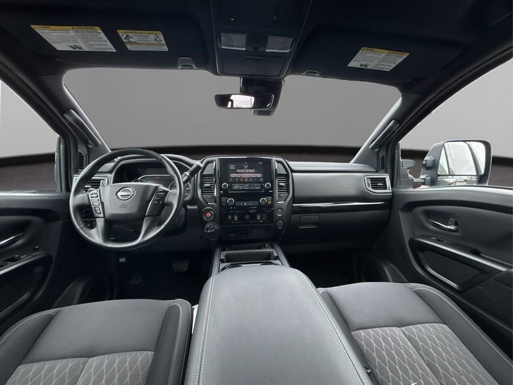 Used 2024 Nissan Titan SV w/ SV Convenience Package image 27