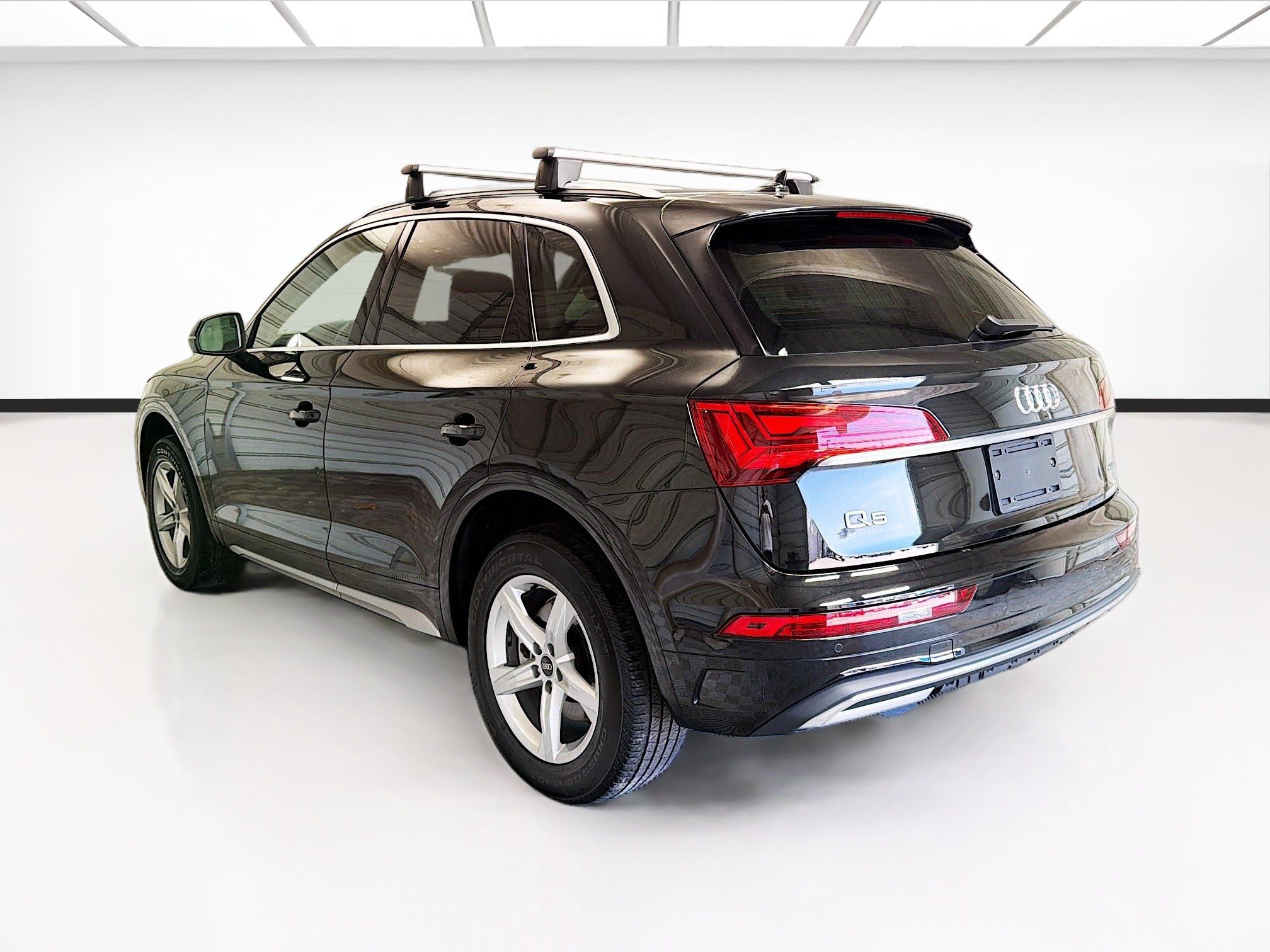 Used 2023 Audi Q5 2.0T Premium w/ Convenience Package AWD/4WD image 6