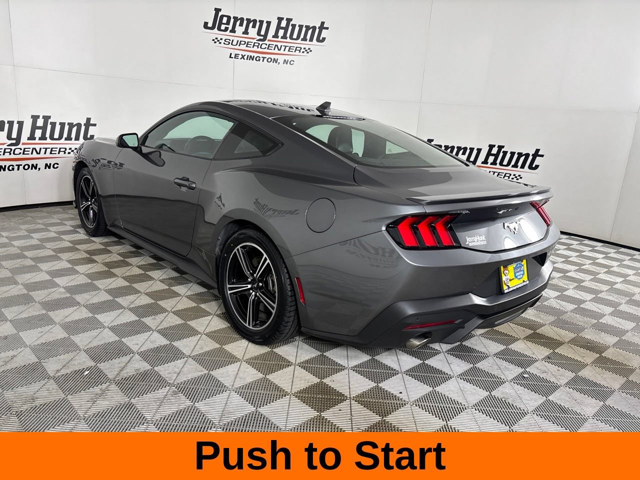 Used 2025 Ford Mustang Premium RWD image 9