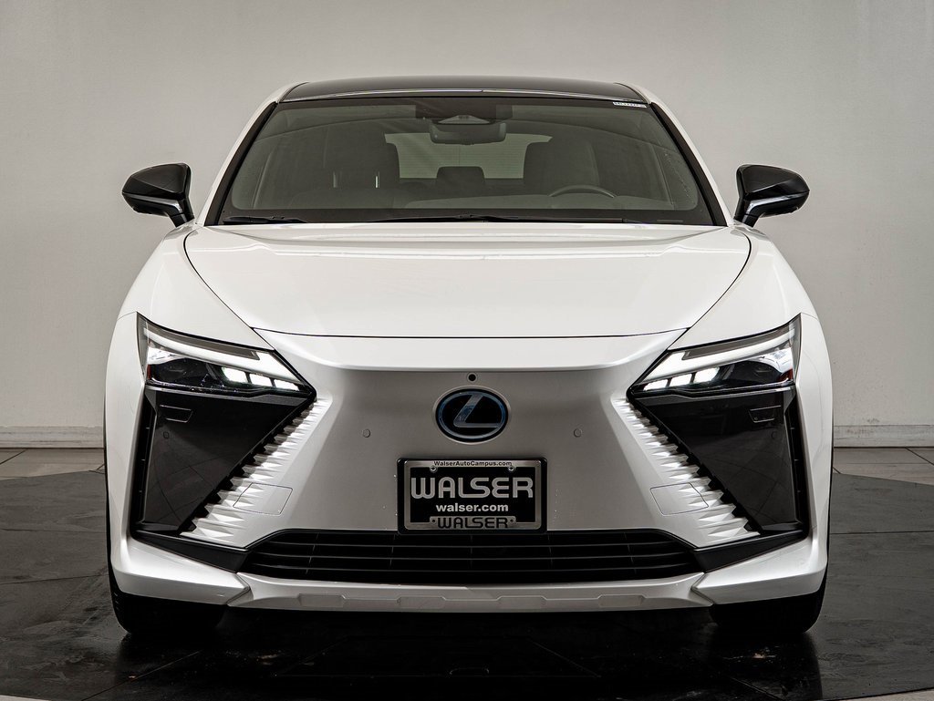Certified 2023 Lexus RZ 450e Premium w/ Technology Package image 2
