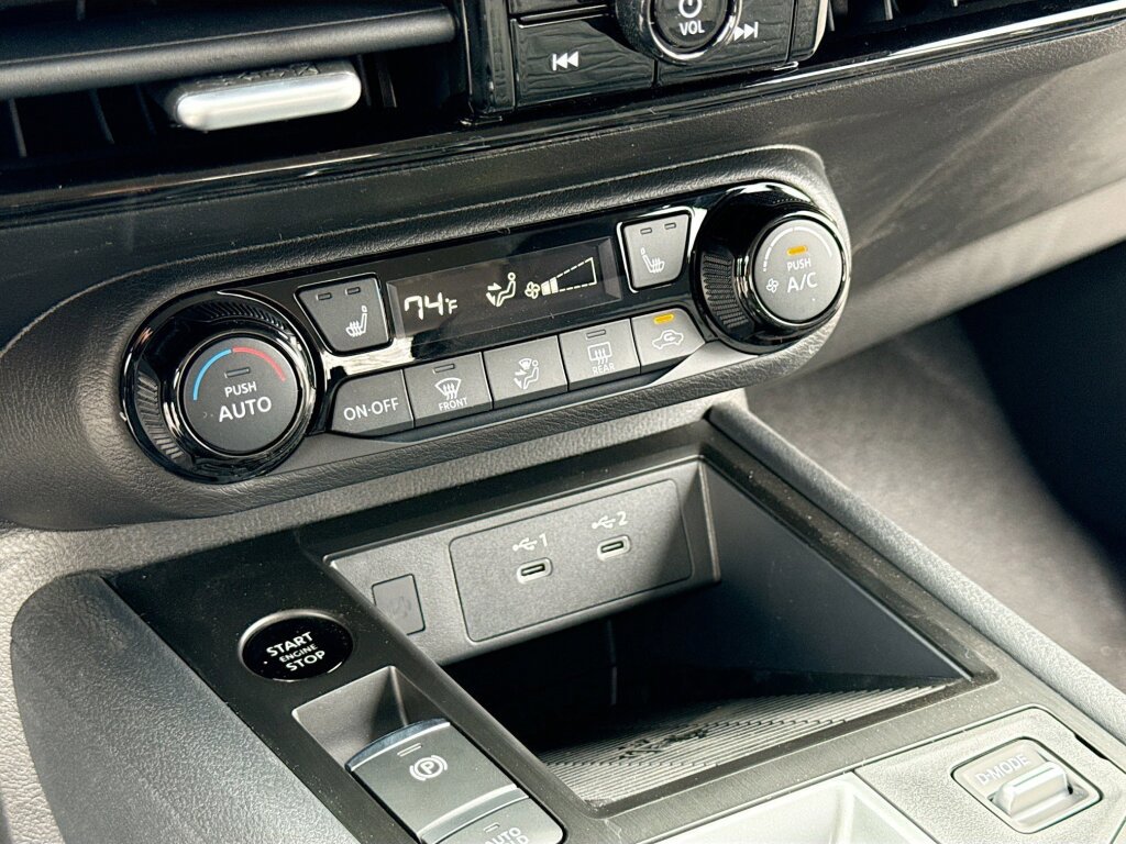 New 2026 Nissan Kicks SV image 10