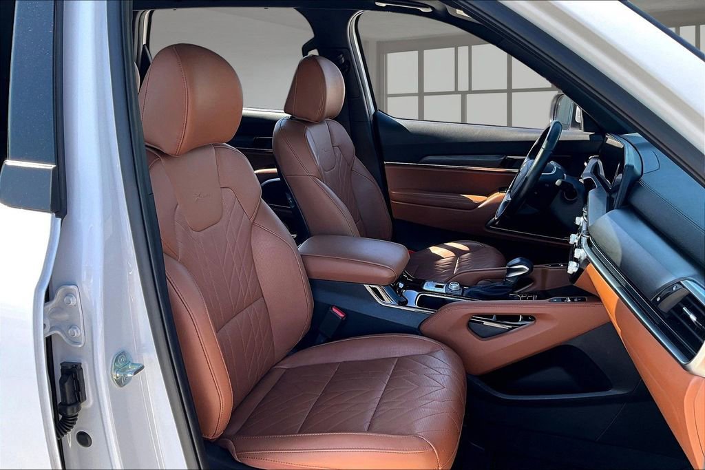 Used 2024 Kia Telluride EX X-Line image 30