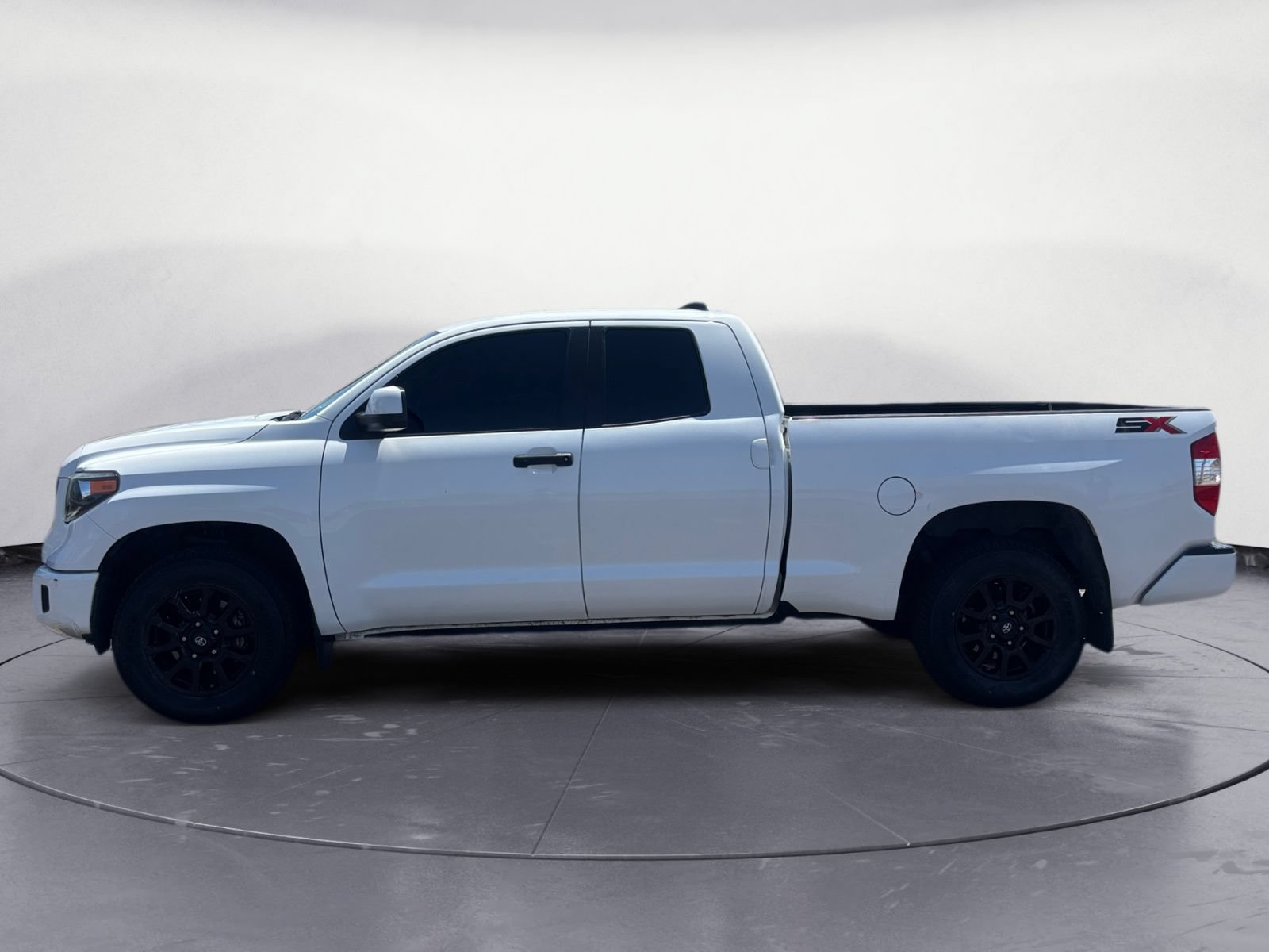 Used 2021 Toyota Tundra SR5 w/ SX Package RWD image 3