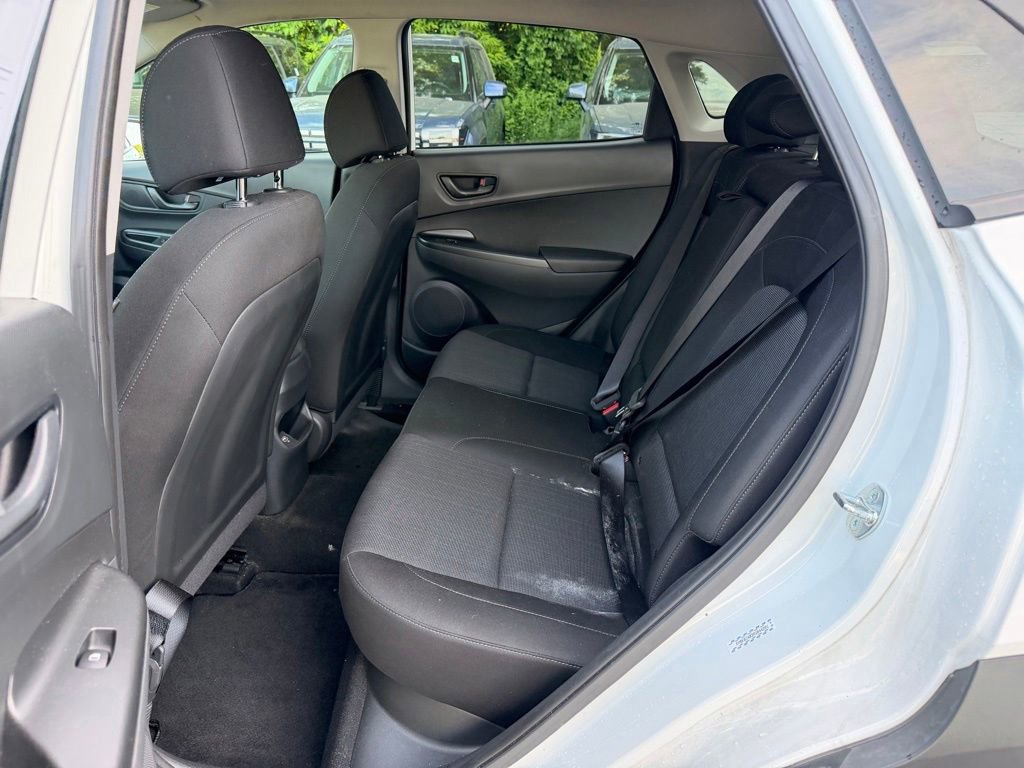Used 2023 Hyundai Kona SEL AWD/4WD image 28
