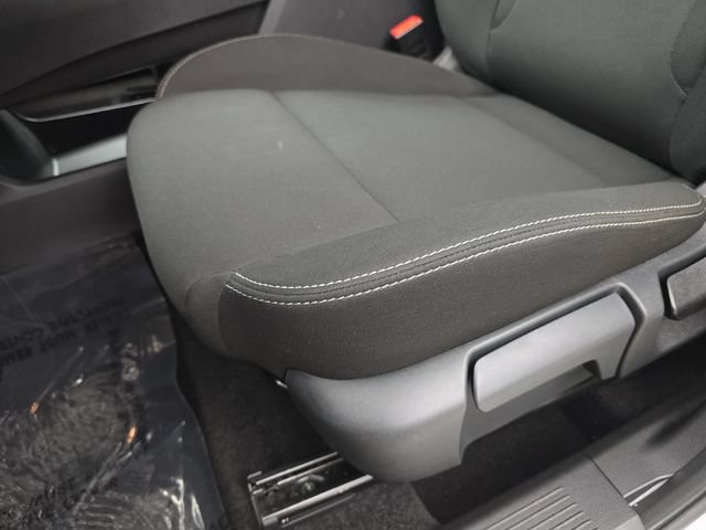 Used 2025 Nissan Rogue S AWD/4WD image 28