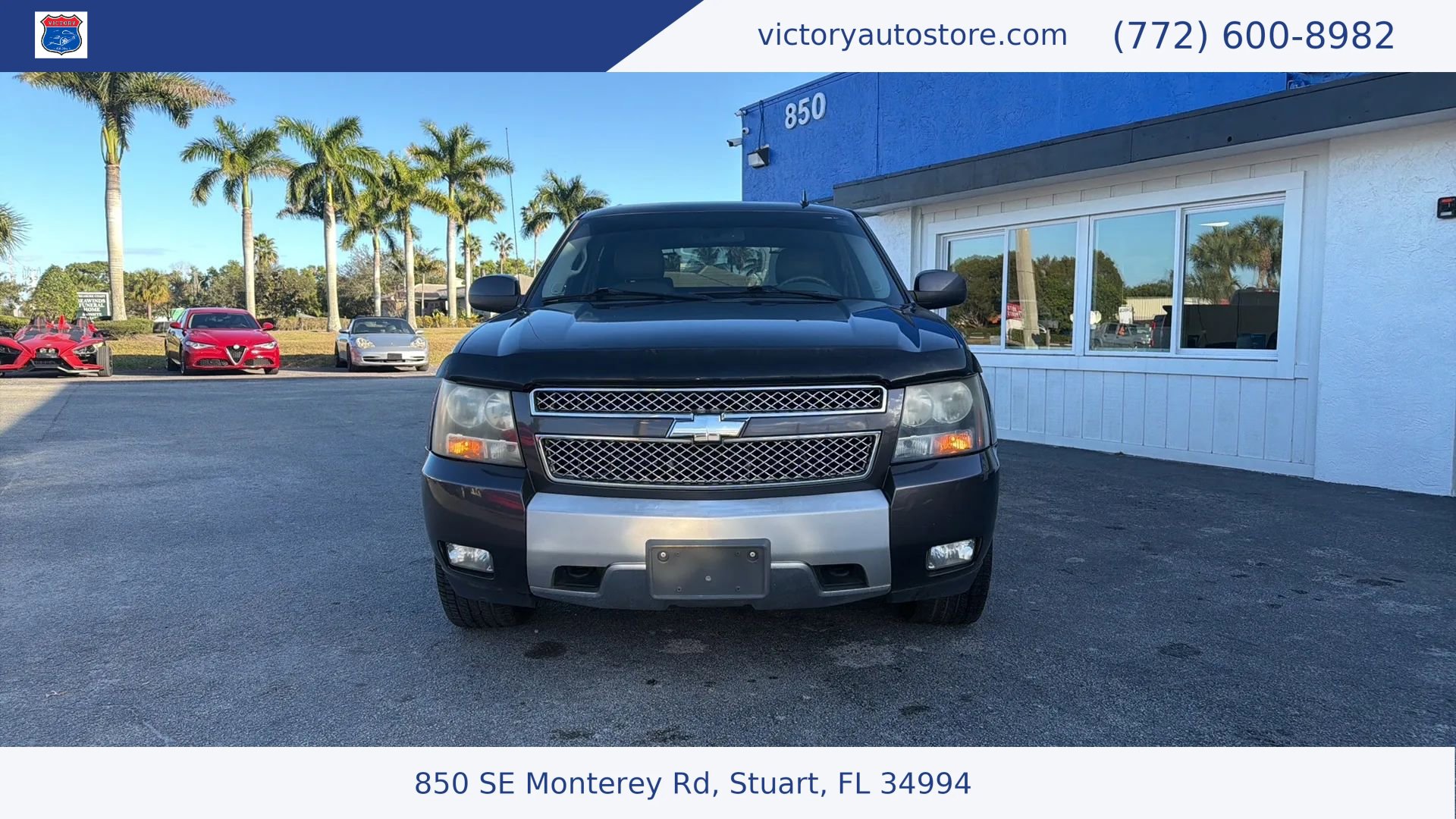 Used 2010 Chevrolet Avalanche LT w/ Suspension Package, Off-Road image 2