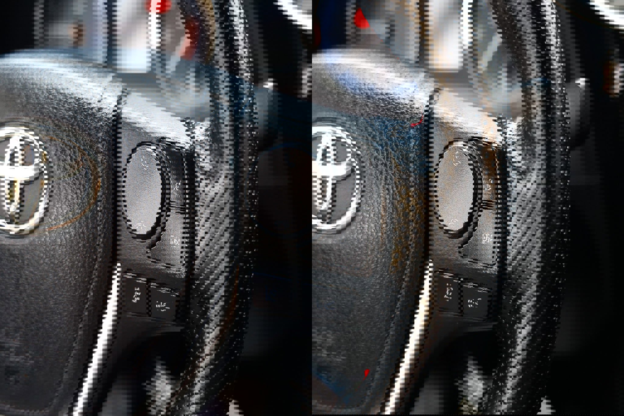 Used 2019 Toyota Corolla LE image 27