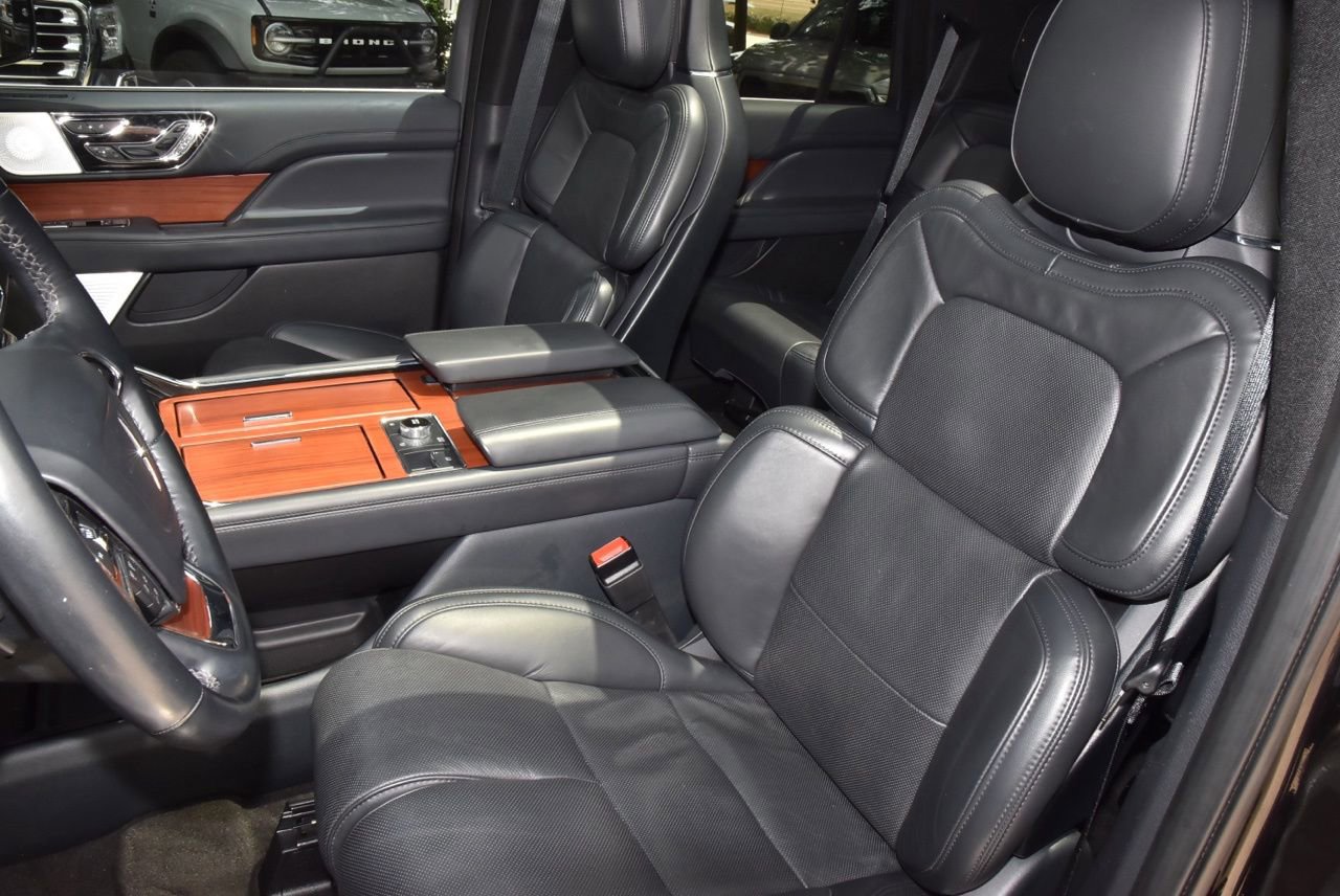 Certified 2024 Lincoln Navigator Reserve AWD/4WD image 34