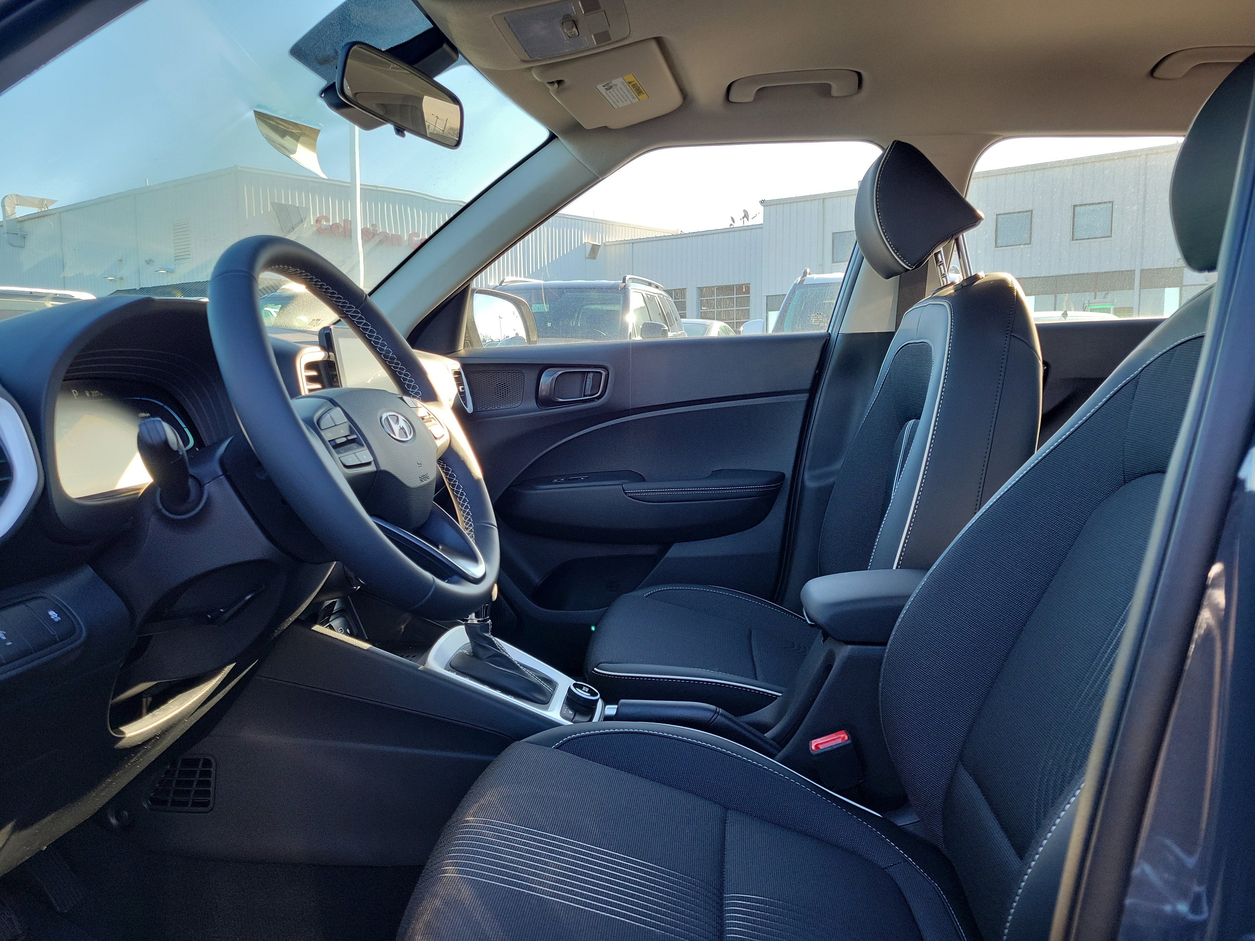 New 2026 Hyundai Venue SEL image 14