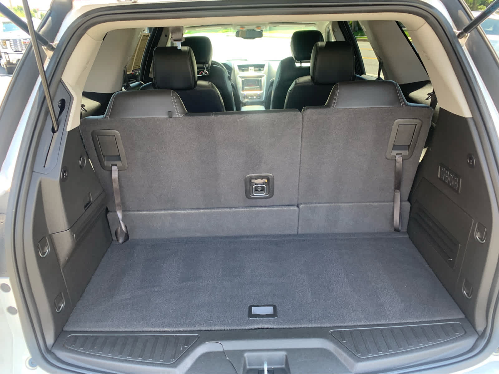 Used 2017 GMC Acadia Limited SLT AWD/4WD image 6