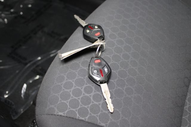 Used 2015 Mitsubishi Mirage DE FWD image 13