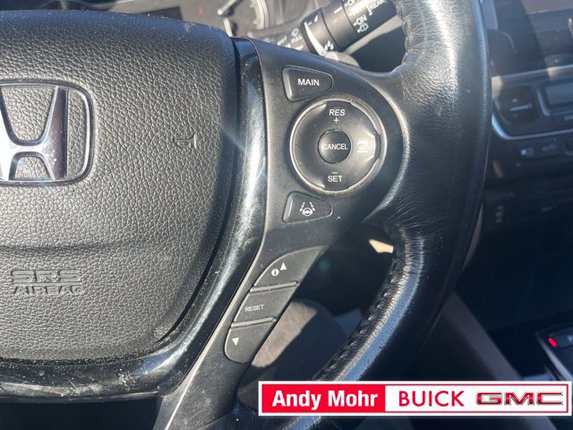 Used 2017 Honda Pilot Touring image 27