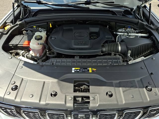 Used 2022 Jeep Grand Cherokee Overland w/ Adv Protech Group III AWD/4WD image 28