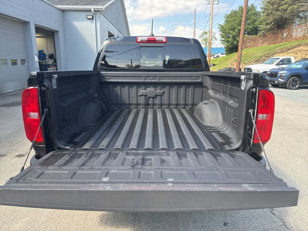 Certified 2018 Chevrolet Colorado LT w/ Redline Special Edition AWD/4WD image 14