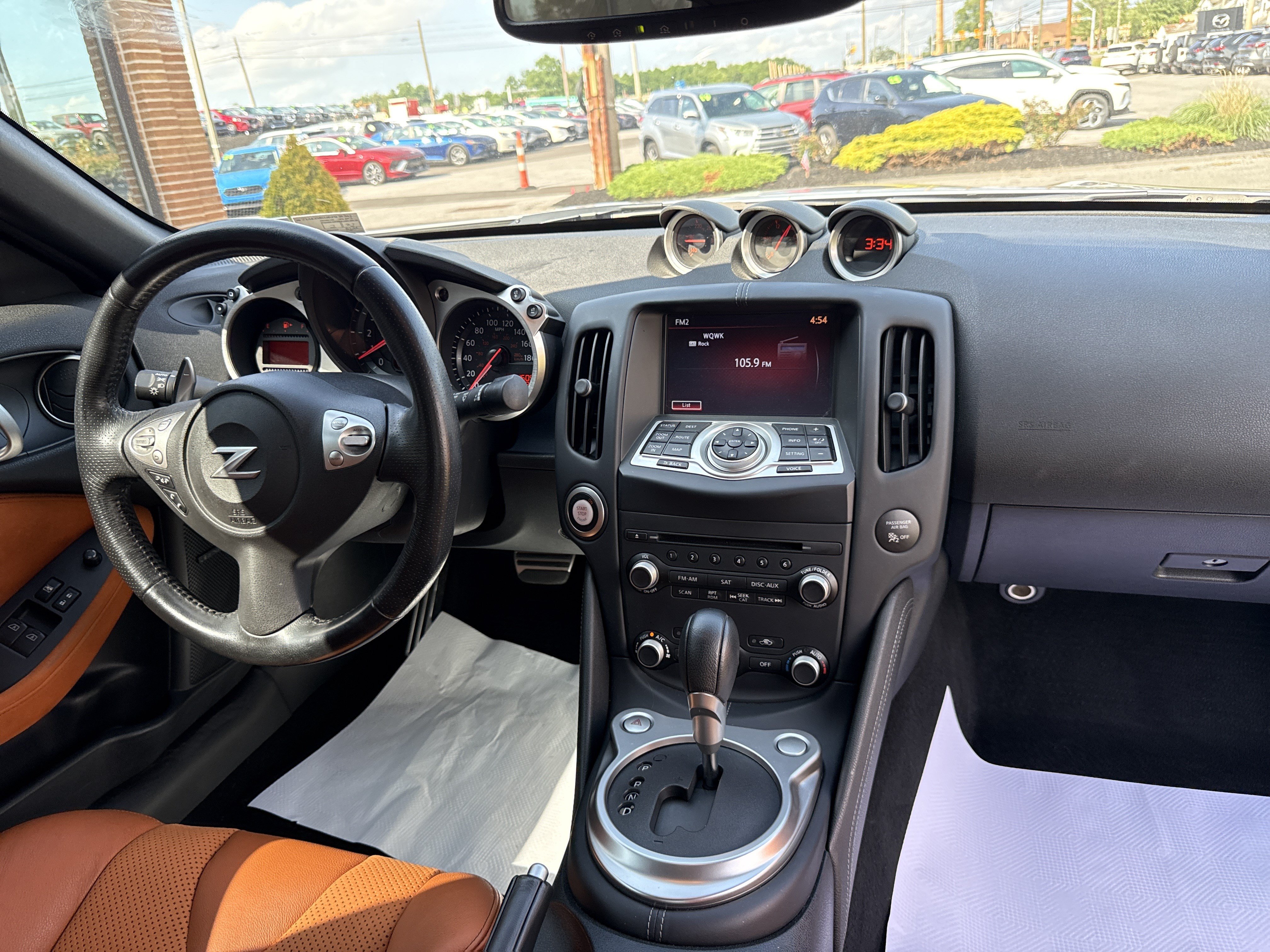 Used 2014 Nissan 370Z Touring w/ Sport Package RWD image 13