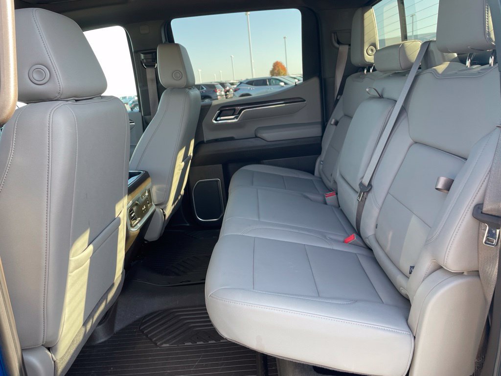 Used 2024 Chevrolet Silverado 1500 LTZ w/ LTZ Premium Package AWD/4WD image 20