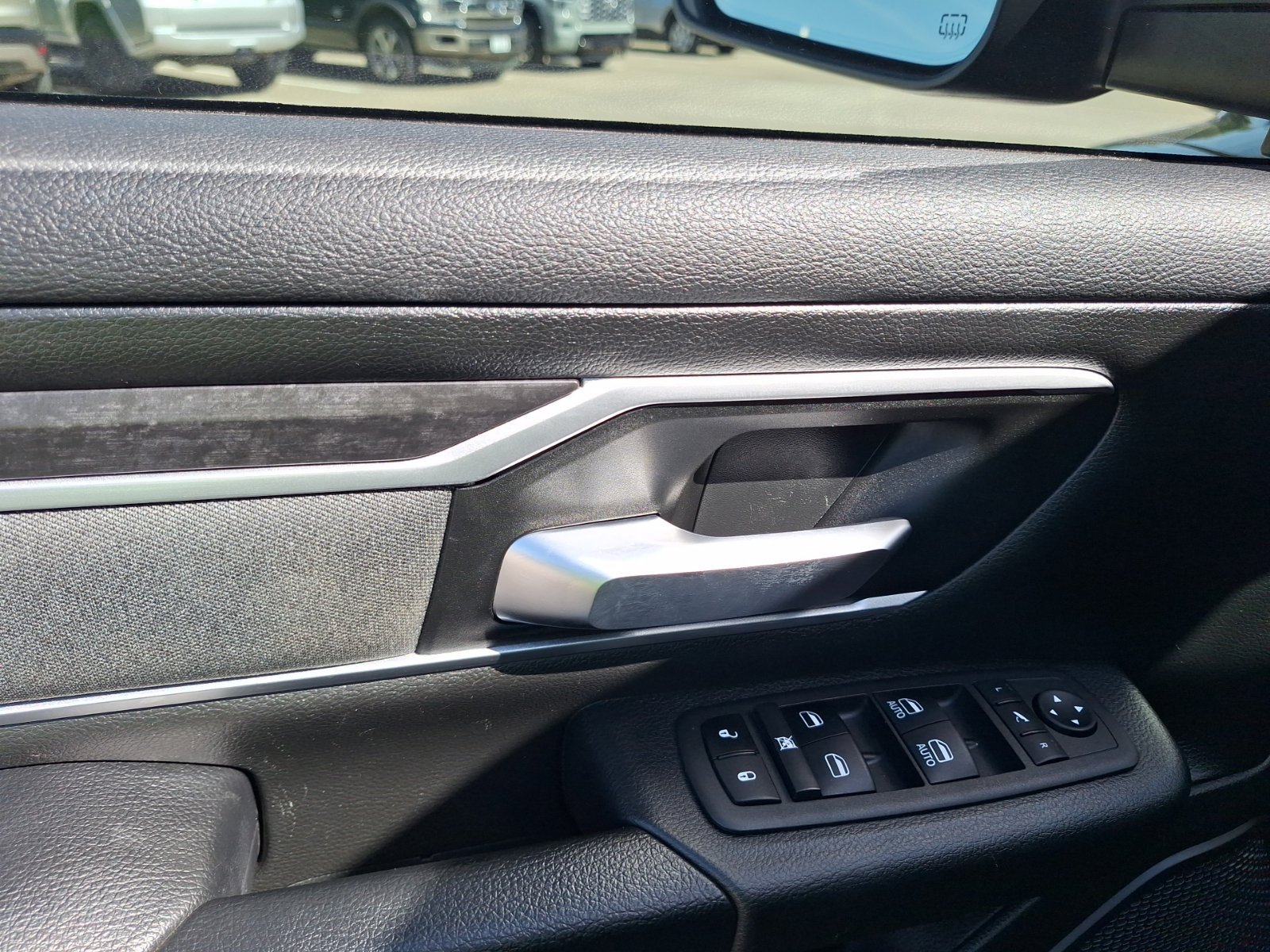 Used 2022 RAM 1500 Lone Star AWD/4WD image 19