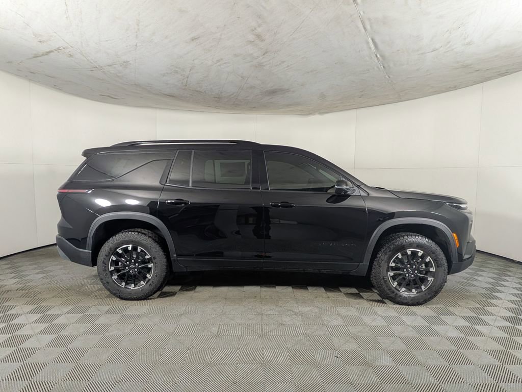 New 2026 Chevrolet Traverse Z71 w/ Driver Confidence Package image 6