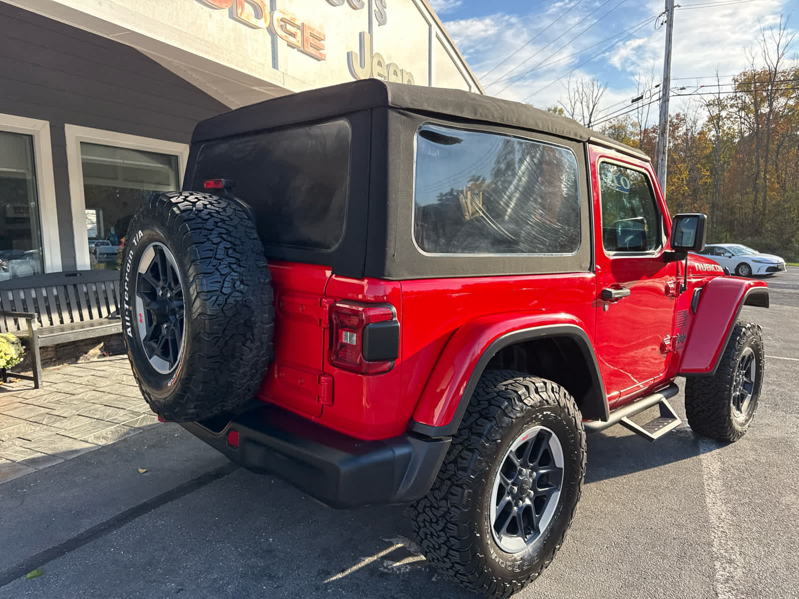 Used 2019 Jeep Wrangler Rubicon AWD/4WD image 3