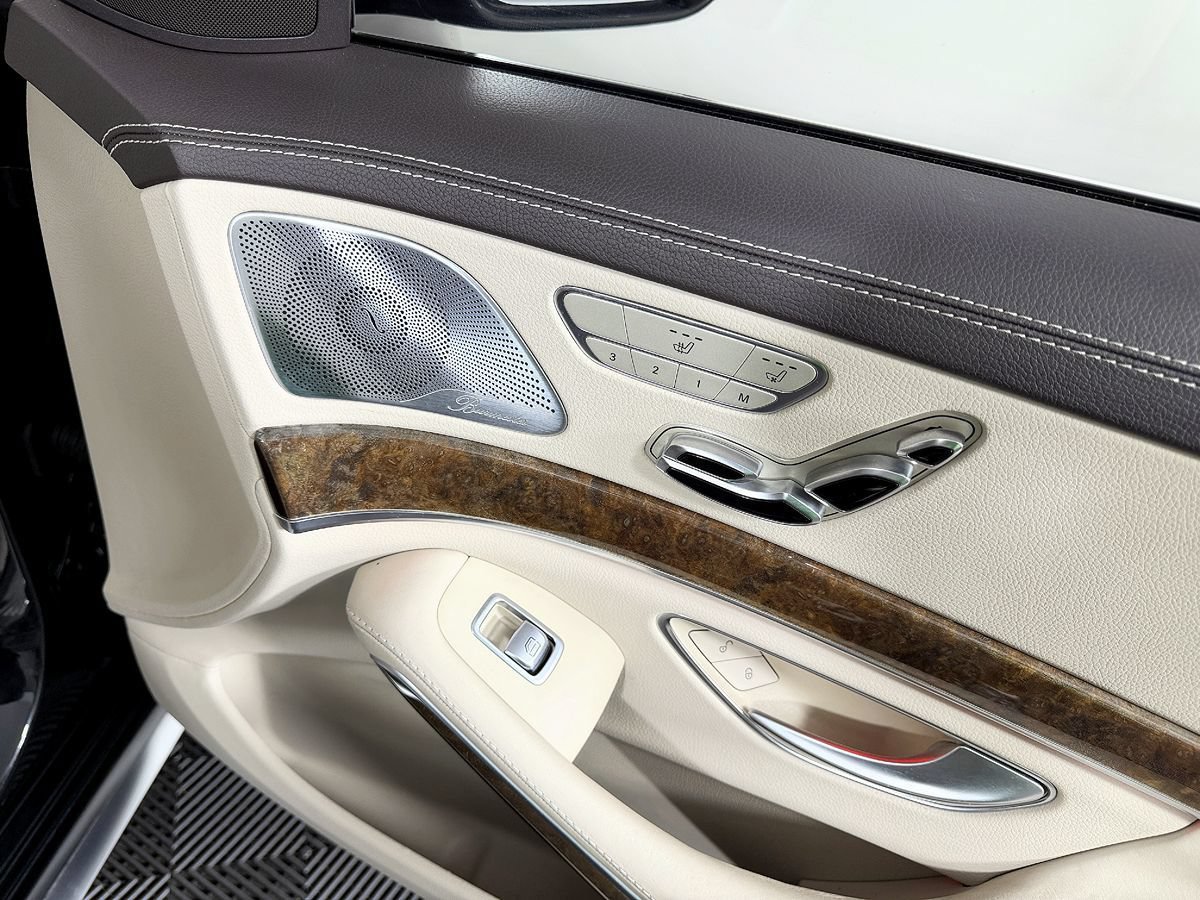 Used 2015 Mercedes-Benz S 63 AMG 4MATIC Sedan image 58