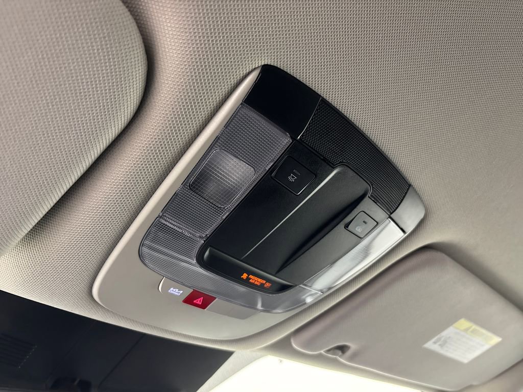 Used 2024 Kia Sorento LX image 24