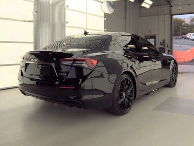 Used 2021 Maserati Ghibli S RWD image 4