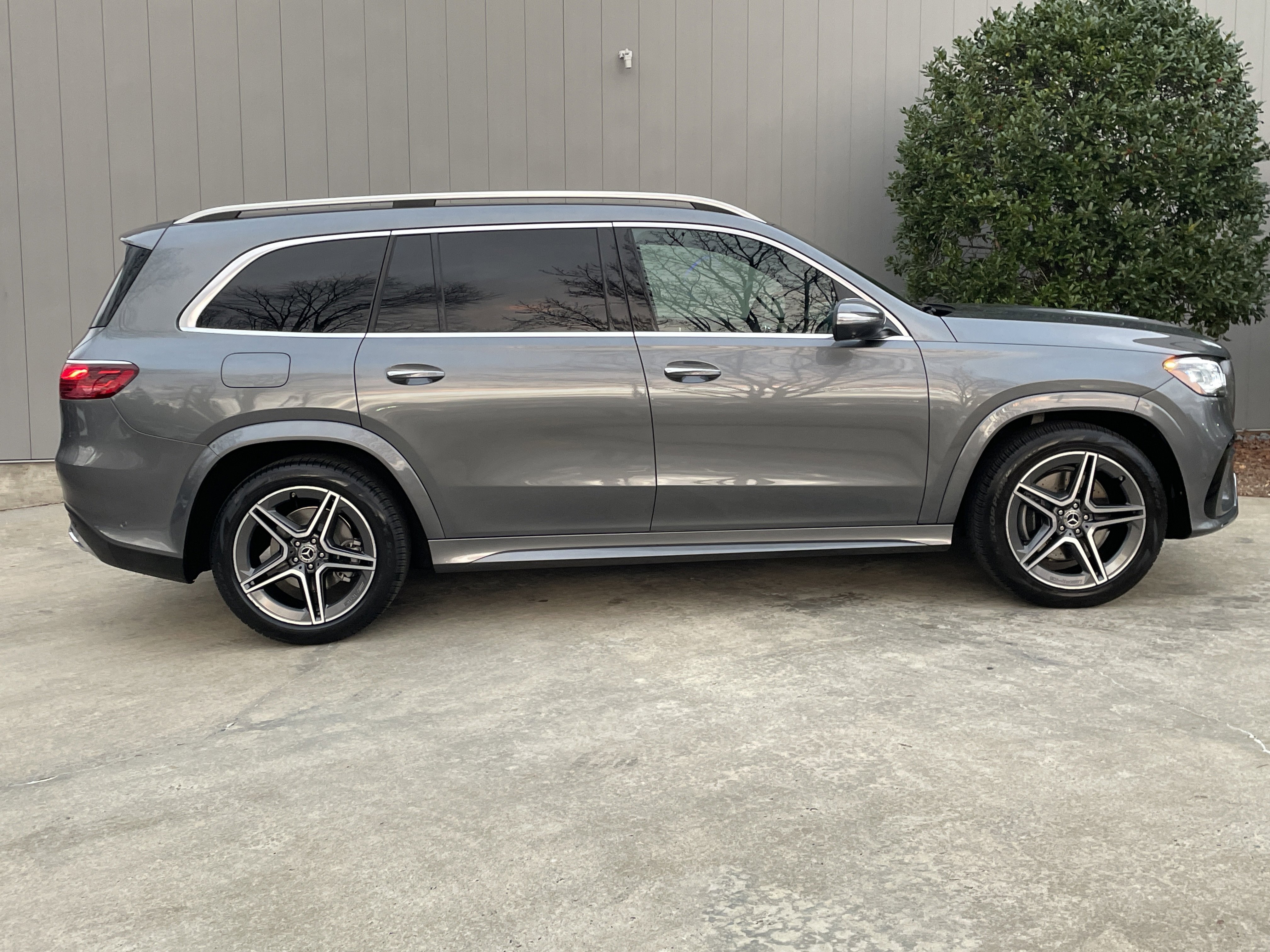 Certified 2024 Mercedes-Benz GLS 450 4MATIC image 5