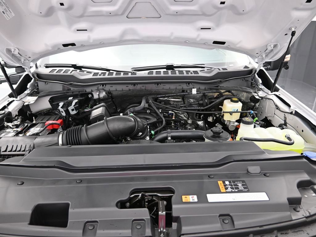 New 2026 Ford F250 XL w/ XL Chrome Package image 31
