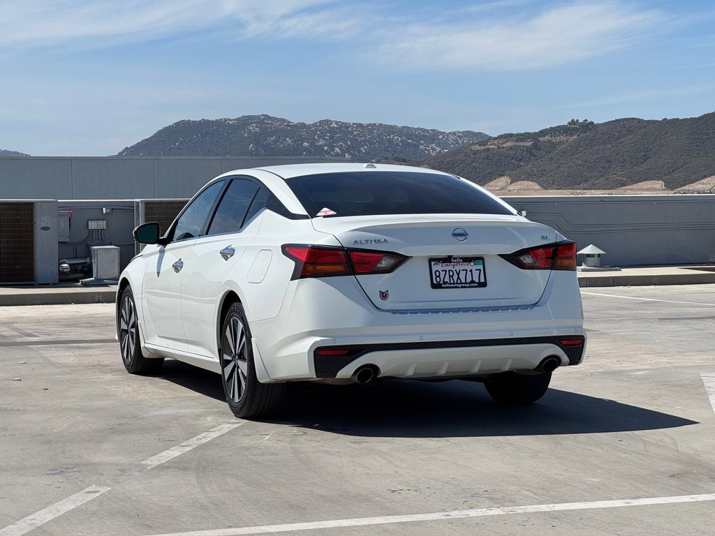 Used 2022 Nissan Altima 2.5 SL FWD image 42