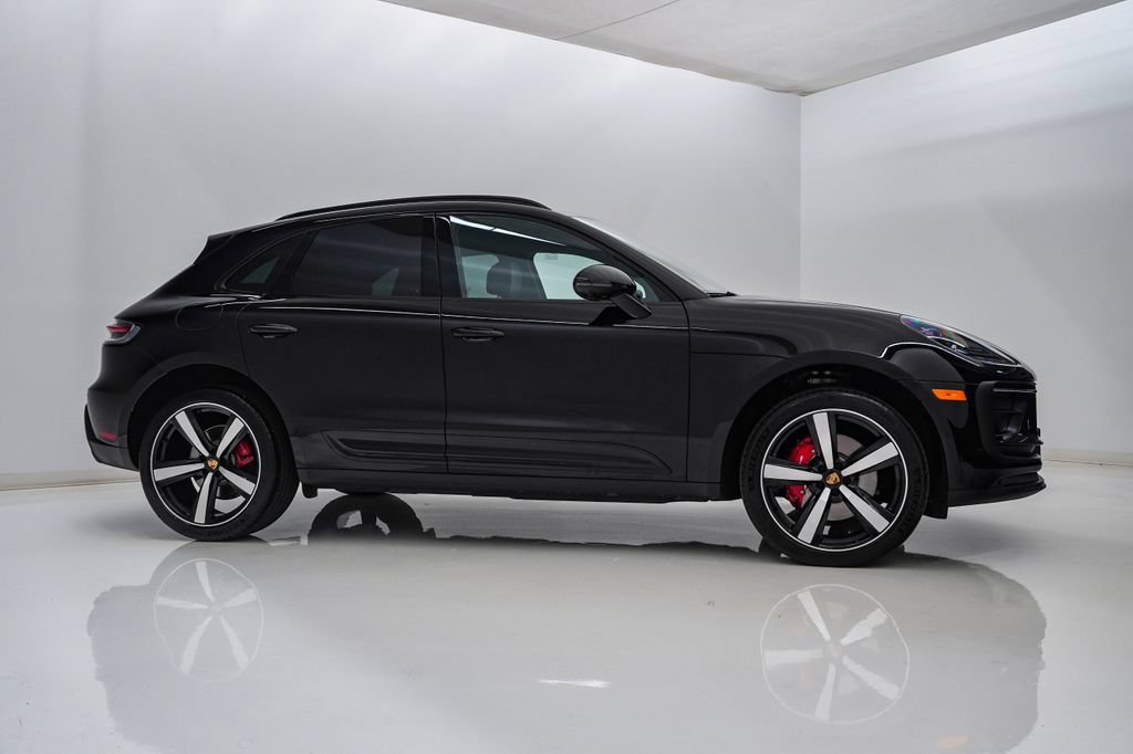 Certified 2026 Porsche Macan S AWD/4WD image 9